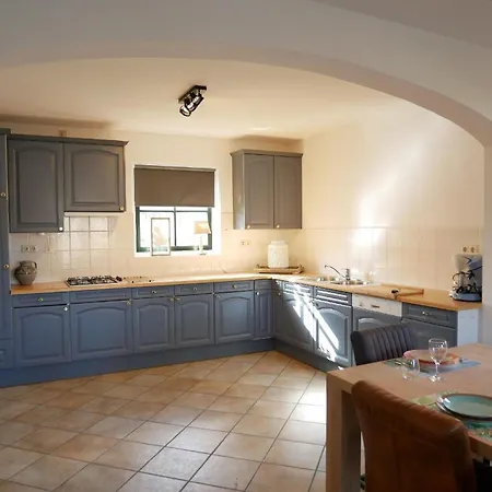 Buiten 418 Holiday home