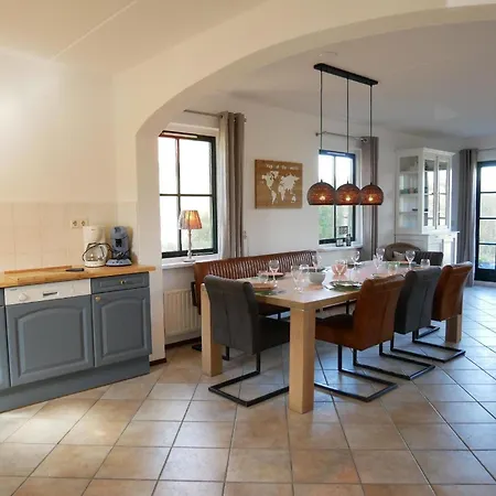 Buiten 418 Holiday home